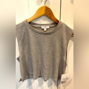 Beyond Yoga night in cropped tank heather gray